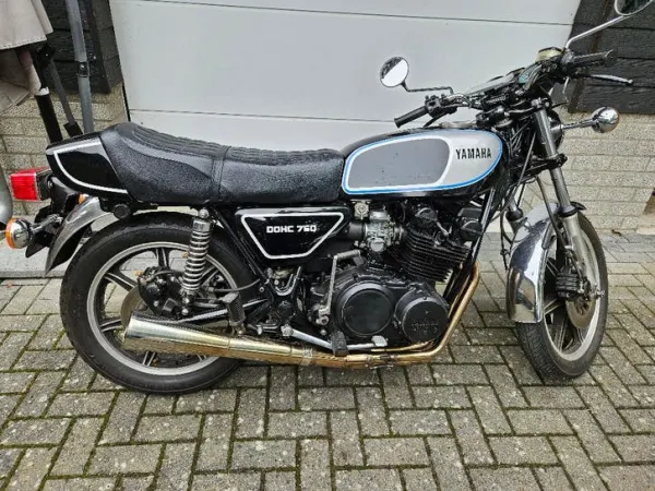1977 Yamaha XS 750 - €2,750 · Bidding (1/1)
