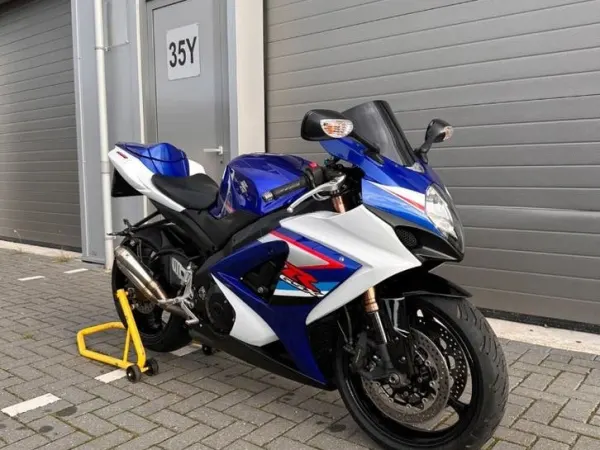2007 Suzuki GSX-R 1000 - €7,950 · Bidding (1/1)