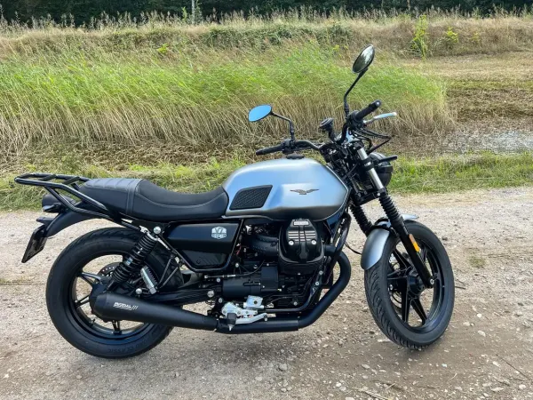 2024 Moto Guzzi V 7 - €8,750 (1/1)