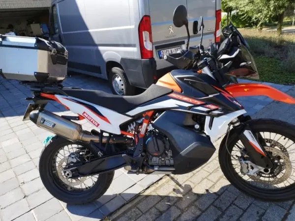 2022 KTM 890 Adventure R - €8,450 · Bidding (1/1)