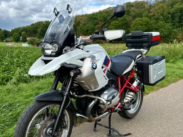 2012 BMW R 1200 R - € 7.995 · Bieden (1/1)