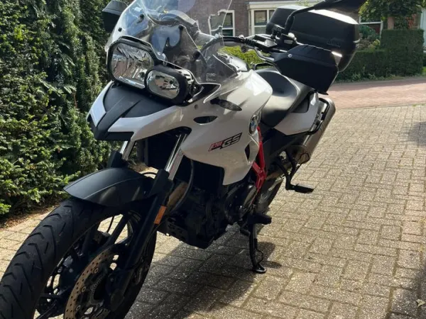 2017 BMW f 700 gs 2017 Laatste Model - € 7.500 · Bieden (1/1)