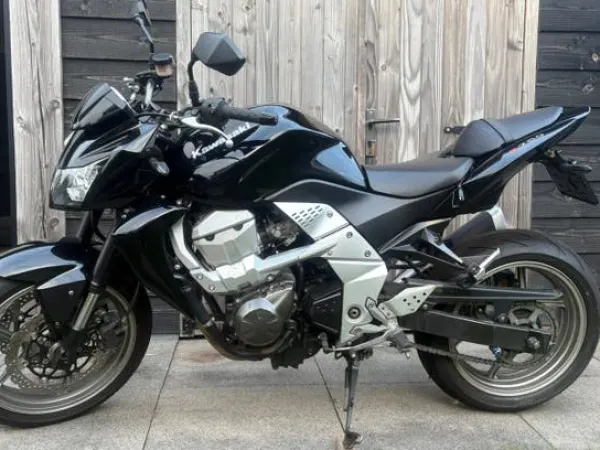 2007 Kawasaki Z 750 - €3,600 · Bidding (1/1)