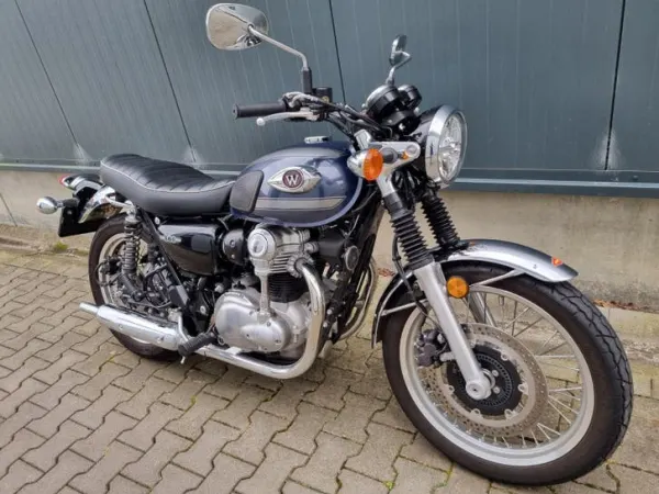 2023 Kawasaki w800 Final Edition - €7,950 · Bidding (1/1)