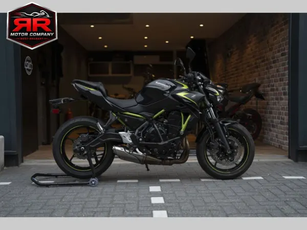 2022 Kawasaki Z650 ABS - € 7.188 · Bieden (1/1)
