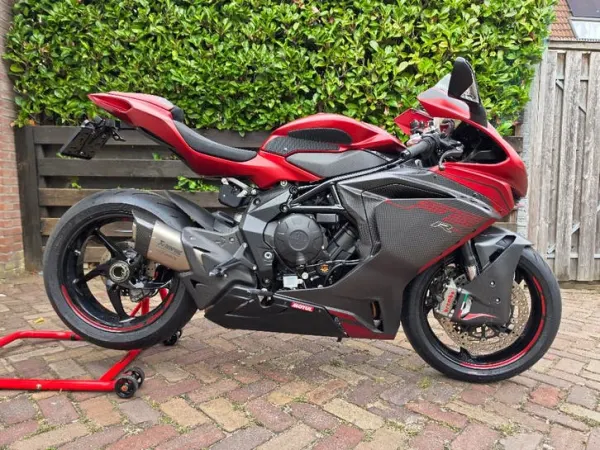 2022 MV Agusta F3 800 - €16,490 · Bidding (1/1)