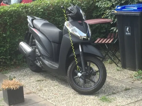 2017 Honda SH 300 - €2,900 · Bidding (1/1)