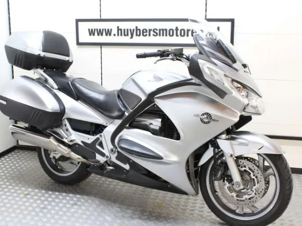 2006 Honda st 1300 Pan European abs - € 5.400 (1/1)