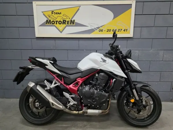 2025 Honda CB 750 Hornet - € 5.500 · Bieden (1/1)