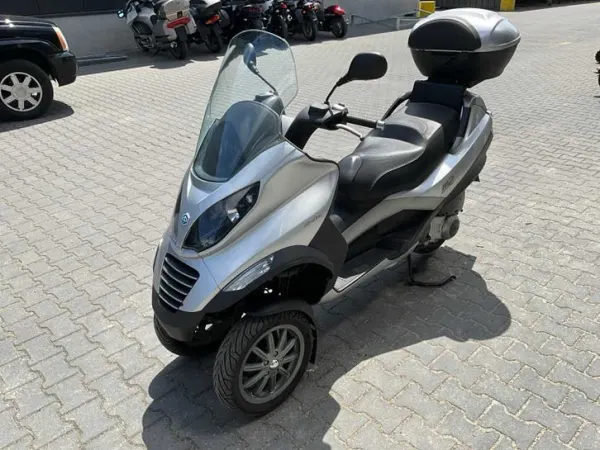 Year unknown Piaggio MP3 LT 250 ie Motorfiets - Price on request (1/1)