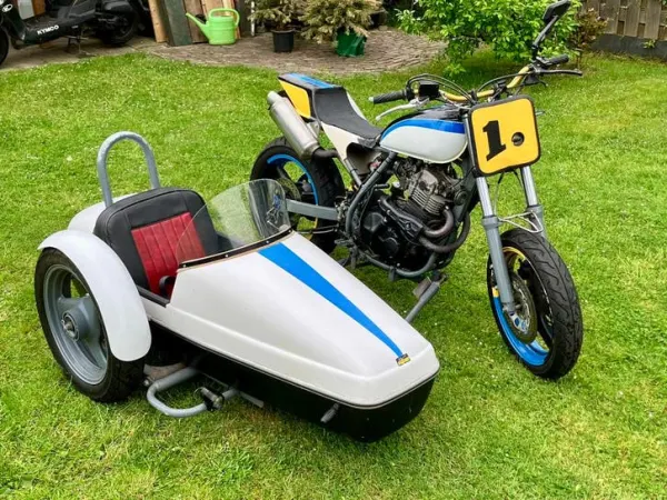 1988 Suzuki DR 600 - € 2.650 · Bieden (1/1)