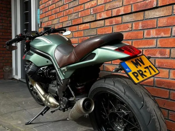 2009 Moto Guzzi Griso 1200 8V Tenni Incl Onderdelen - €11,500 · Bidding (1/1)