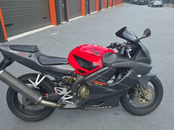 2001 Honda CBR 600 FS Injec - €2,250 · Bidding (1/1)