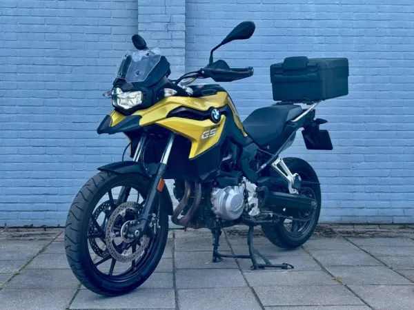 2019 Suzuki GS 750 - €8,750 · Bidding (1/1)