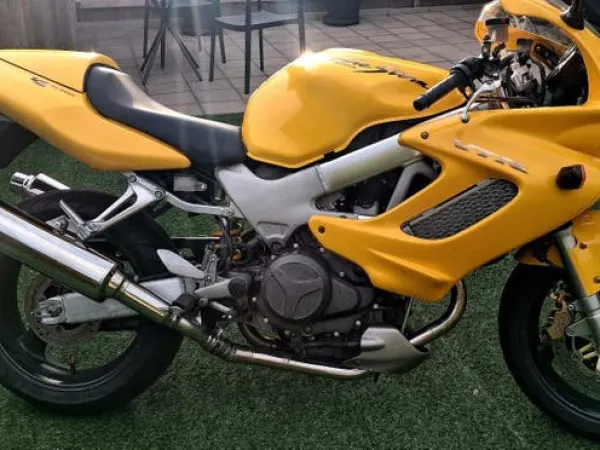 Year unknown Honda VTR 1000 - €1,200 · Bidding (1/1)
