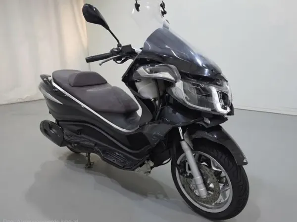 2018 Piaggio X10 350 Executive BS 25kw Bjr.2018 (bj 2018) - €1,250 (1/1)