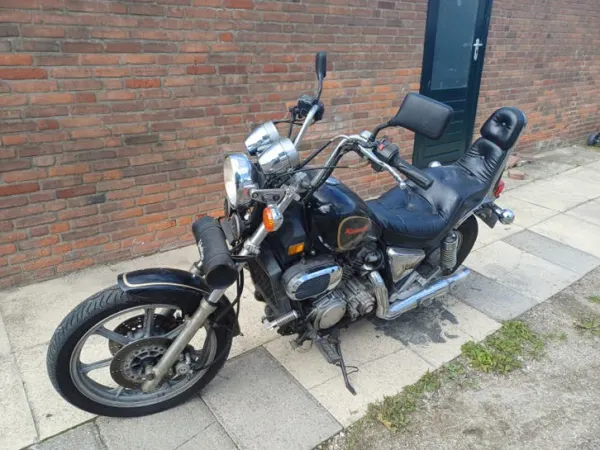 Year unknown Kawasaki 750 Vulcan - Bidding (1/1)