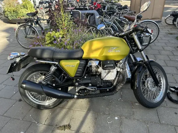 2011 Moto Guzzi Cafe Classic - €5,250 (1/1)