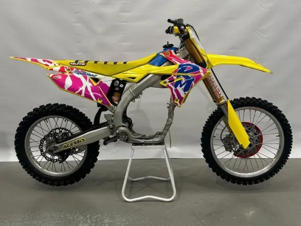 Bouwjaar onbekend KTM Rijwielgedeelte Suzuki RMZ450 2019, Ideaal Voor Crossbrommer - € 2.000 (1/1)