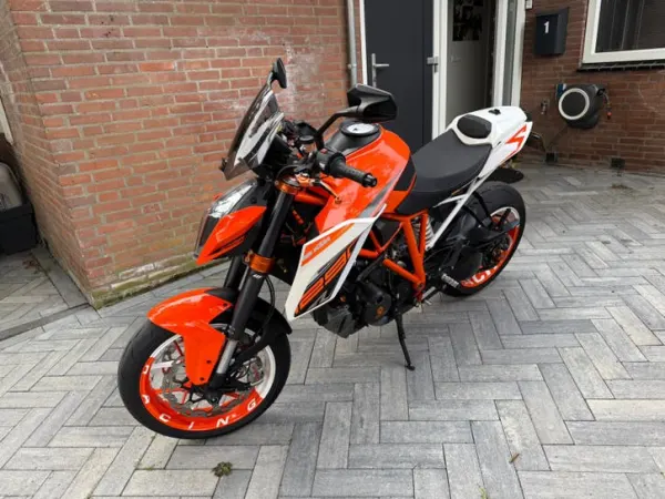 Bouwjaar onbekend KTM Superduke 1290R 2014 - € 7.950 (1/1)
