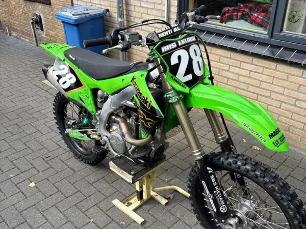 Bouwjaar onbekend Kawasaki Crossmotor 250cc-2023-Slechts 46.2 uur! - Bieden (1/1)