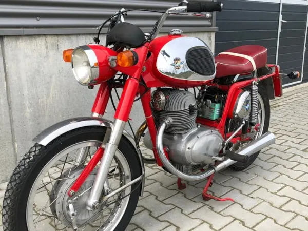 1970 MV Agusta 250b - € 5.500 · Bieden (1/1)