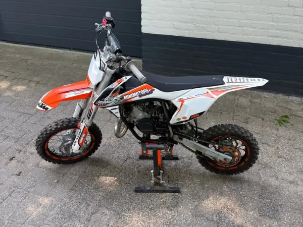 Year unknown KTM 50 SX 2017-Gereviseerd met Extra Onderdelen - €2,250 · Bidding (1/1)