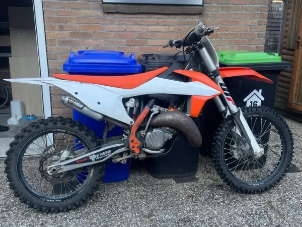 Year unknown KTM 125 Crossmotor uit 2019 - €4,000 · Bidding (1/1)