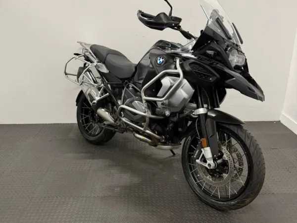 Bouwjaar onbekend BMW R1250 gs Adventure Triple Black 2023 - € 18.000 (1/1)