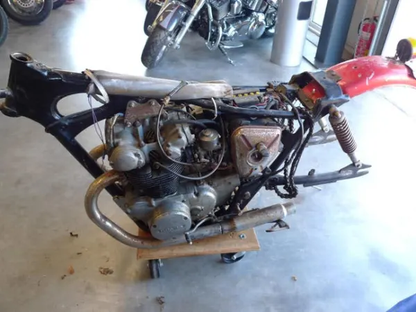 1976 Honda CB 500 - € 599 (1/1)