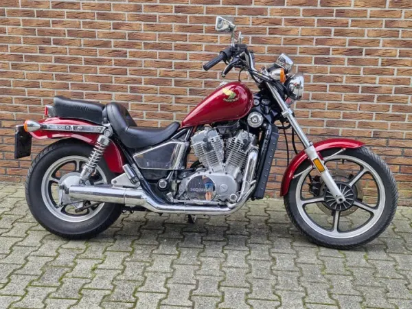 1986 Honda VT 700 Shadow Chopper 1986 vt700 vt800 - €1,350 (1/1)