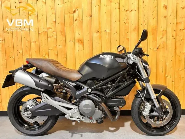 Bouwjaar onbekend Ducati Monster 696 M696 M-696 Rijklaar Lage tellerstand! - € 4.795 (1/1)