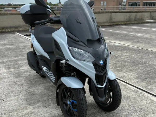 2025 Piaggio MP3 310 - €7,250 (1/1)