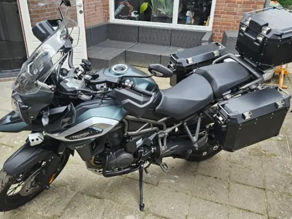 2018 Triumph Tiger 1200 - €11,500 · Bidding (1/1)