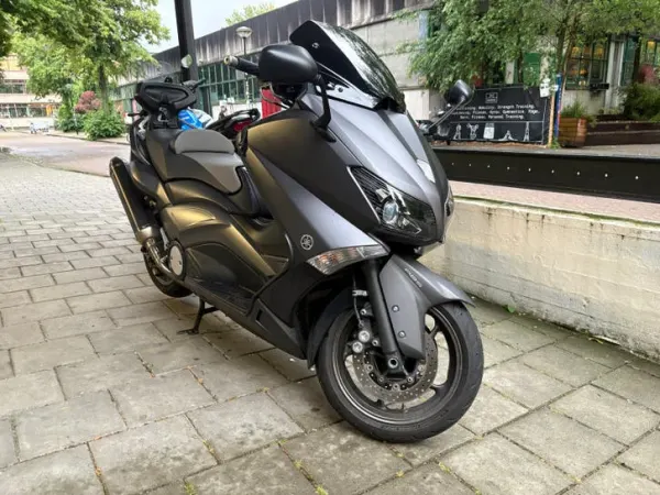 Year unknown Yamaha Tmax 530 Akrapovic, Recent Onderhoud - €7,500 (1/1)