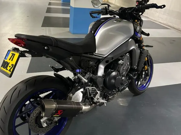 2023 Yamaha MT09-SP 2023 + Akrapovic Systeem - € 13.000 (1/1)