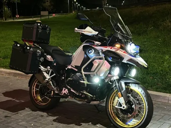 Bouwjaar onbekend BMW R 1250 GS Adventure uit 2022 - € 21.750 · Bieden (1/1)
