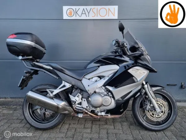 2011 Honda VFR 800X Crossrunner C-ABS (bj 2011) - € 5.240 (1/1)