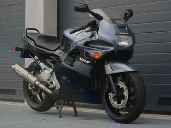 1992 Honda CBR 600 F - € 1.850 · Bieden (1/1)