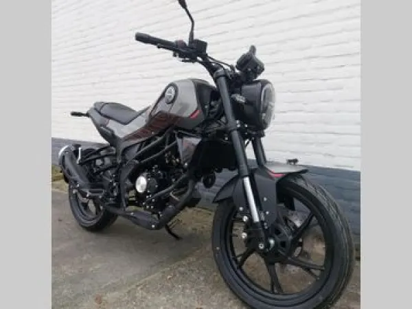2025 Benelli Leoncino 125 - €3,500 (1/1)