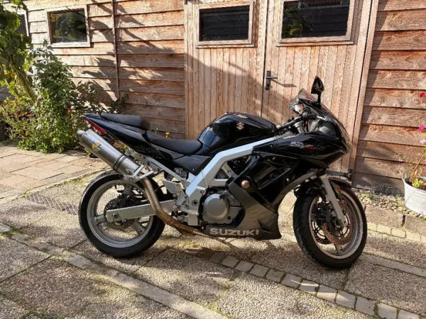 2005 Suzuki SV 650 - € 3.350 · Bieden (1/1)