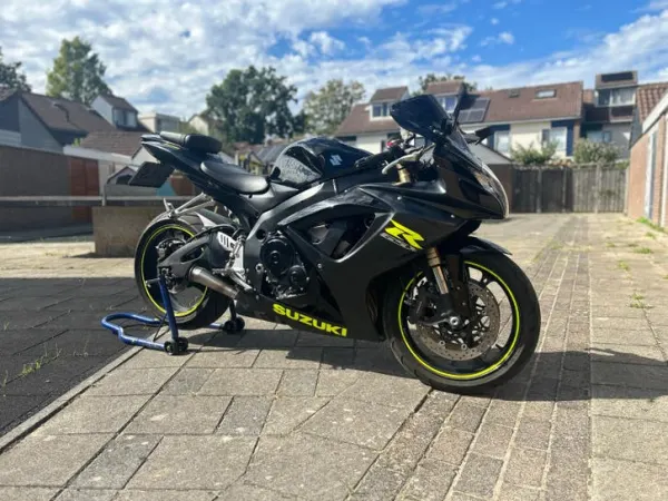2007 Suzuki Gsxr 600 - € 5.750 · Bieden (1/1)