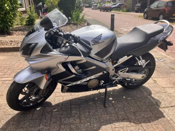 Year unknown Honda CBR 600 - Bidding (1/1)