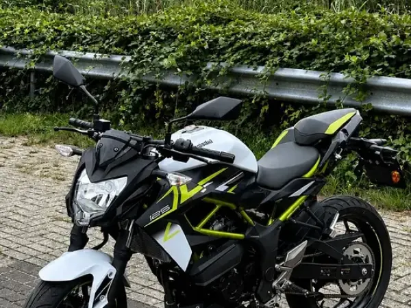 2022 Kawasaki Z 125 - € 3.999 (1/1)