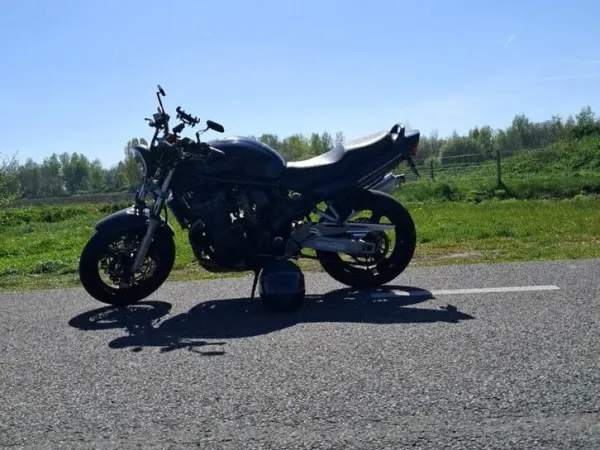 Bouwjaar onbekend Suzuki Bandit 1200 - € 1.700 · Bieden (1/1)