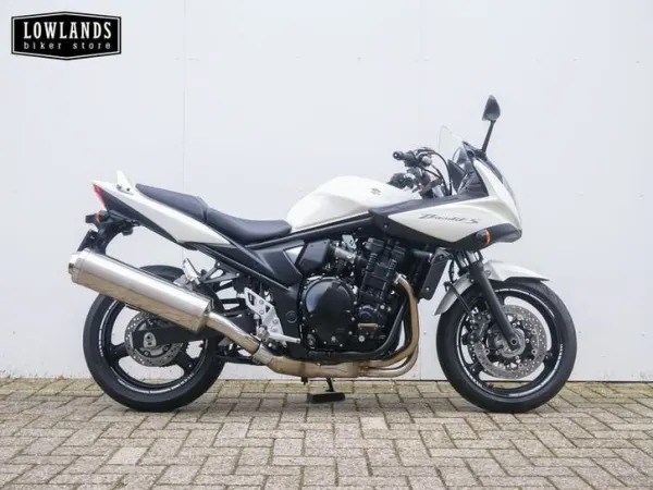 Bouwjaar onbekend Suzuki Bandit 650 - € 4.995 · Bieden (1/1)