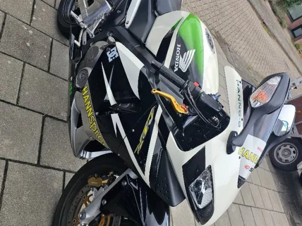 2003 Honda CBR 600 RR - € 2.999 · Bieden (1/1)
