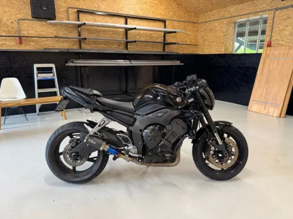 Bouwjaar onbekend Yamaha FZ 1 - € 2.500 · Bieden (1/1)