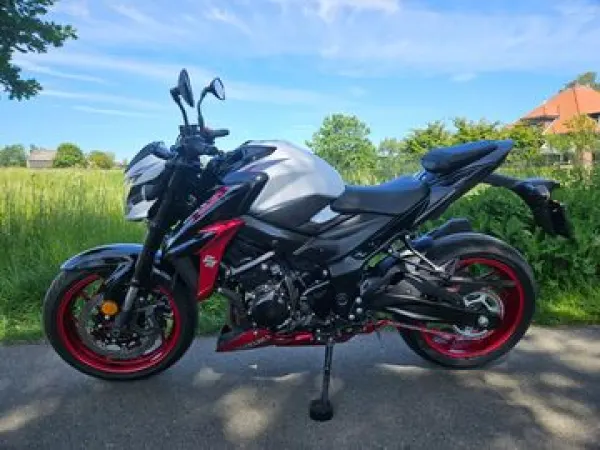 2020 Suzuki Gsx-S 750 A - € 7.350 (1/1)
