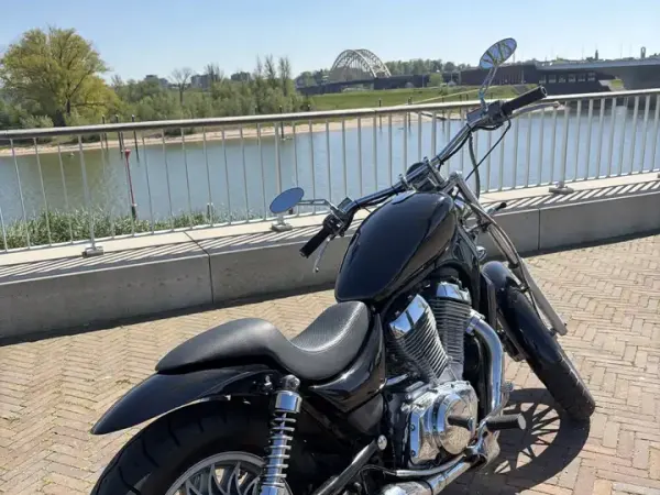 1986 Suzuki VS 700 - €2,500 (1/1)